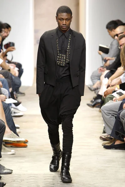 Look 34